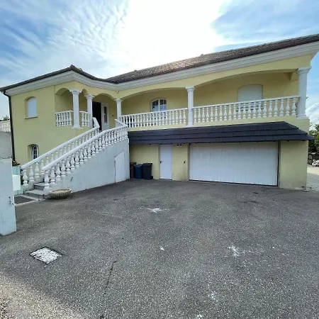 Feriehus Charmant Logement Avec Piscine Et Jacuzzi *